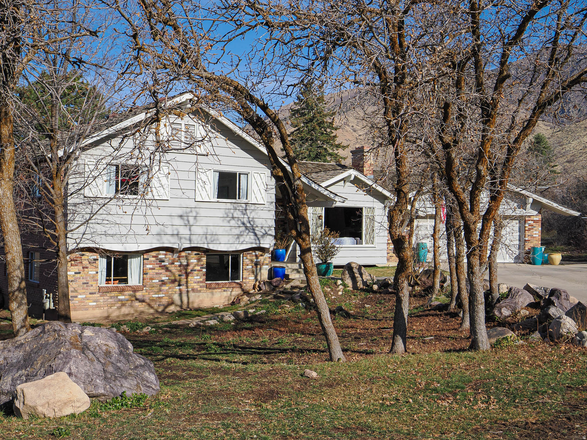 MOUNT OLYMPUS ACRES - Residential