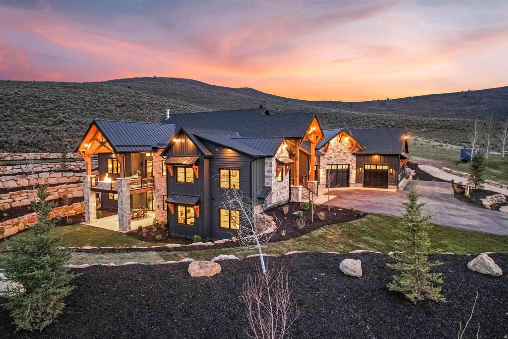 Photo of 2225 ELK MEADOWS CIR, Kamas, UT 84036 (MLS # 2133350)