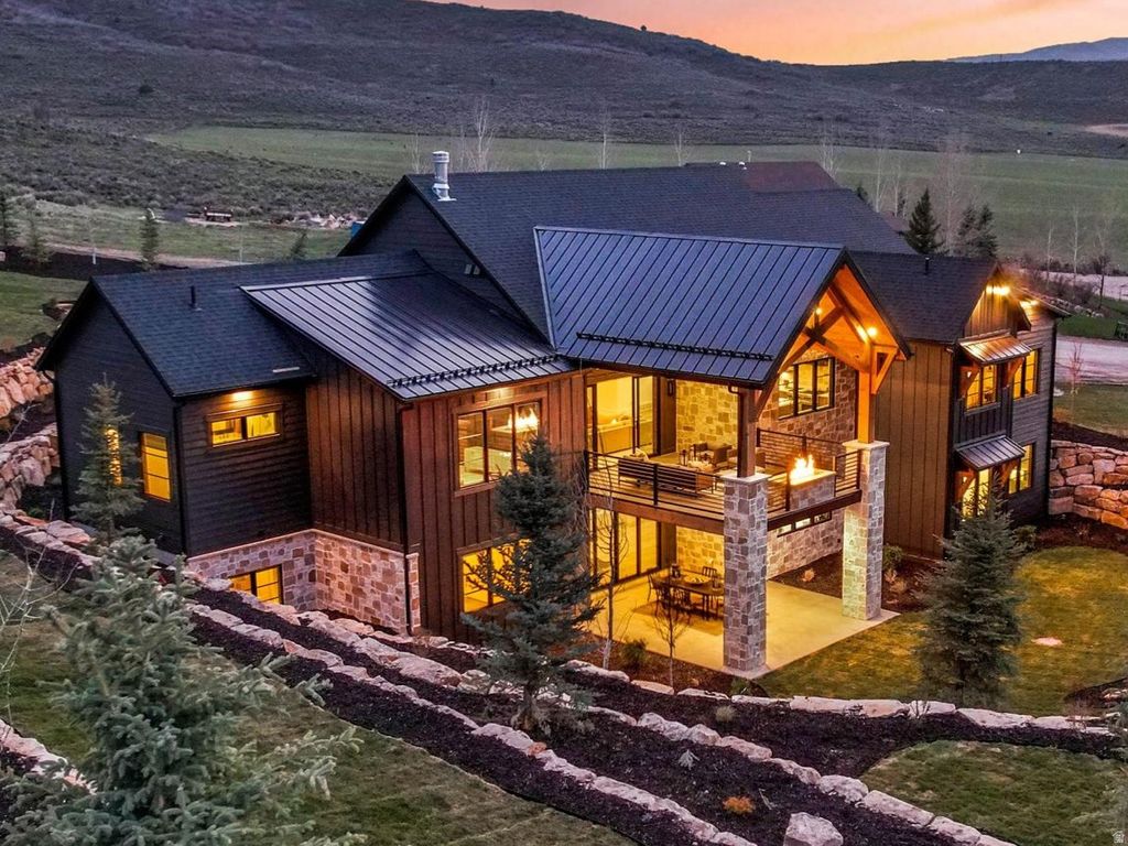 Photo of 2225 ELK MEADOWS CIR, Kamas, UT 84036 (MLS # 2133350)