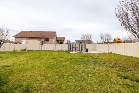 Tiny photo for 888 W 460 S, Tremonton, UT 84337 (MLS # 2126560)