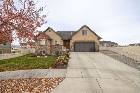 Tiny photo for 888 W 460 S, Tremonton, UT 84337 (MLS # 2126560)