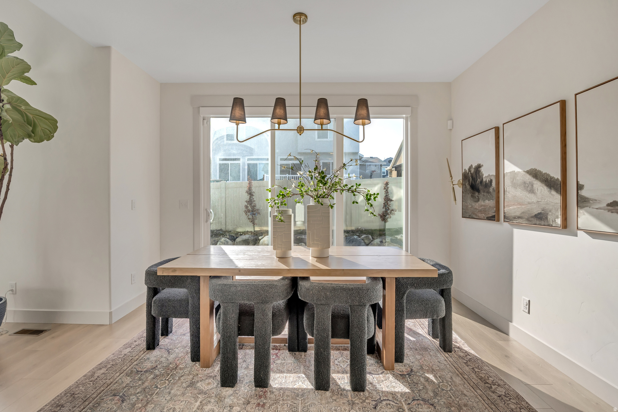 MOUNTAIN RIDGE - Residential