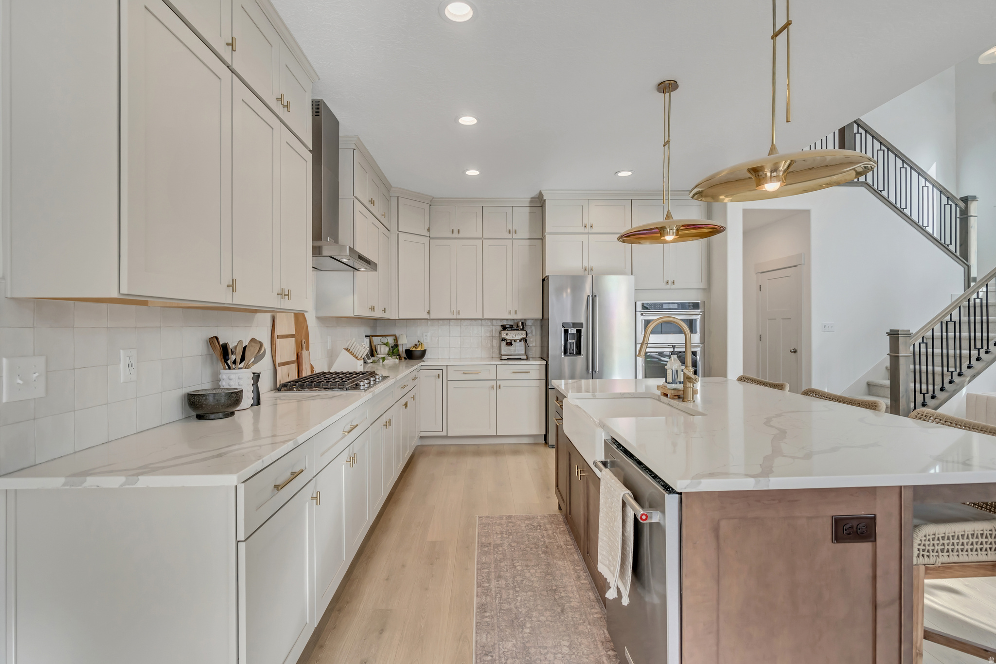 MOUNTAIN RIDGE - Residential