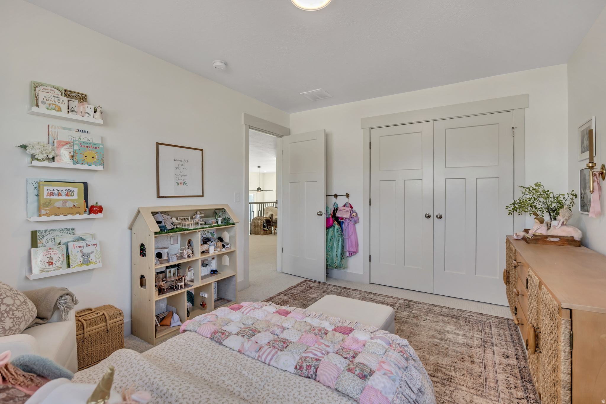 MOUNTAIN RIDGE - Residential