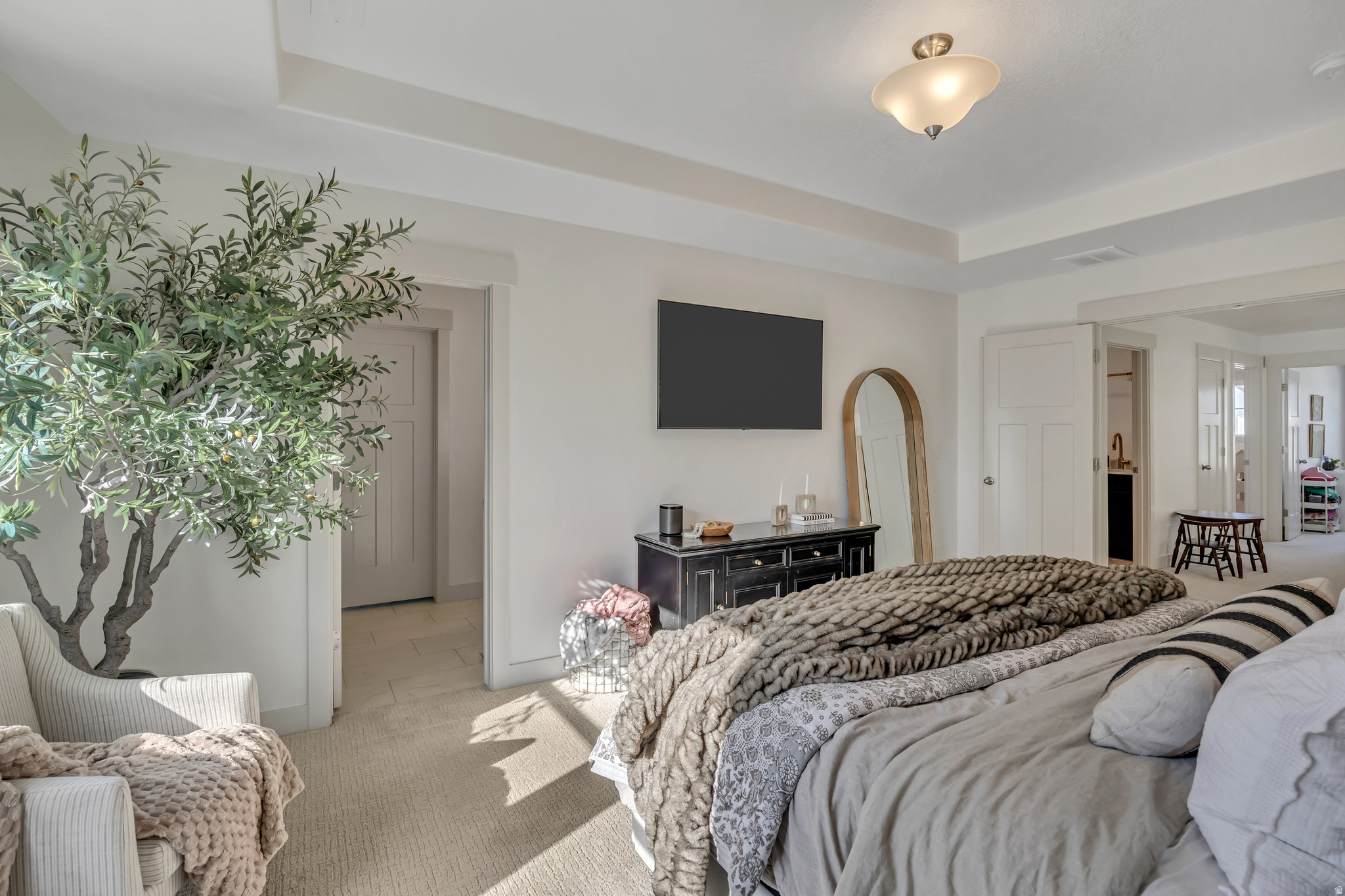 MOUNTAIN RIDGE - Residential