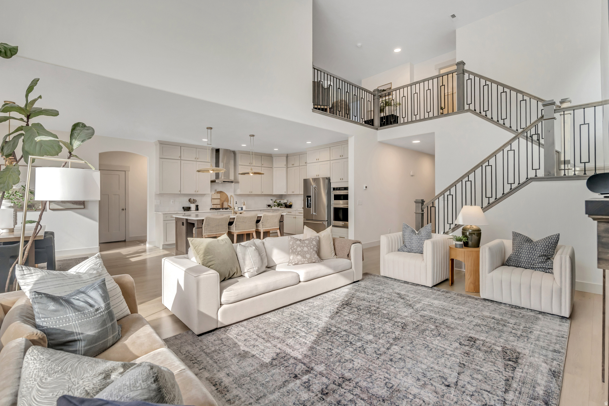 MOUNTAIN RIDGE - Residential