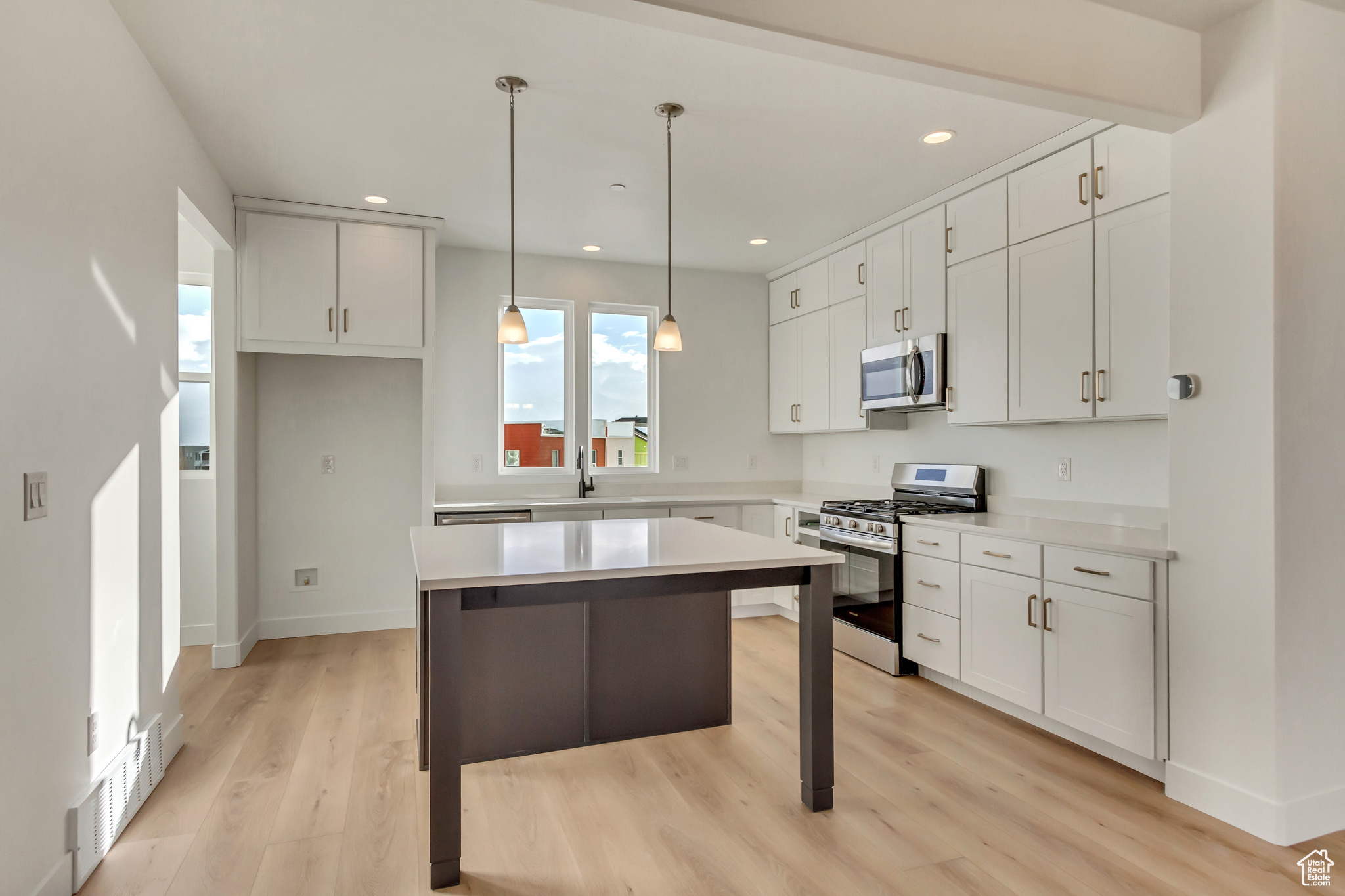 DOWNTOWN DAYBREAK - Residential