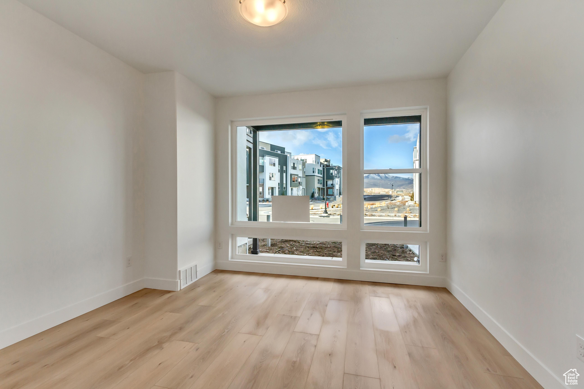 DOWNTOWN DAYBREAK - Residential