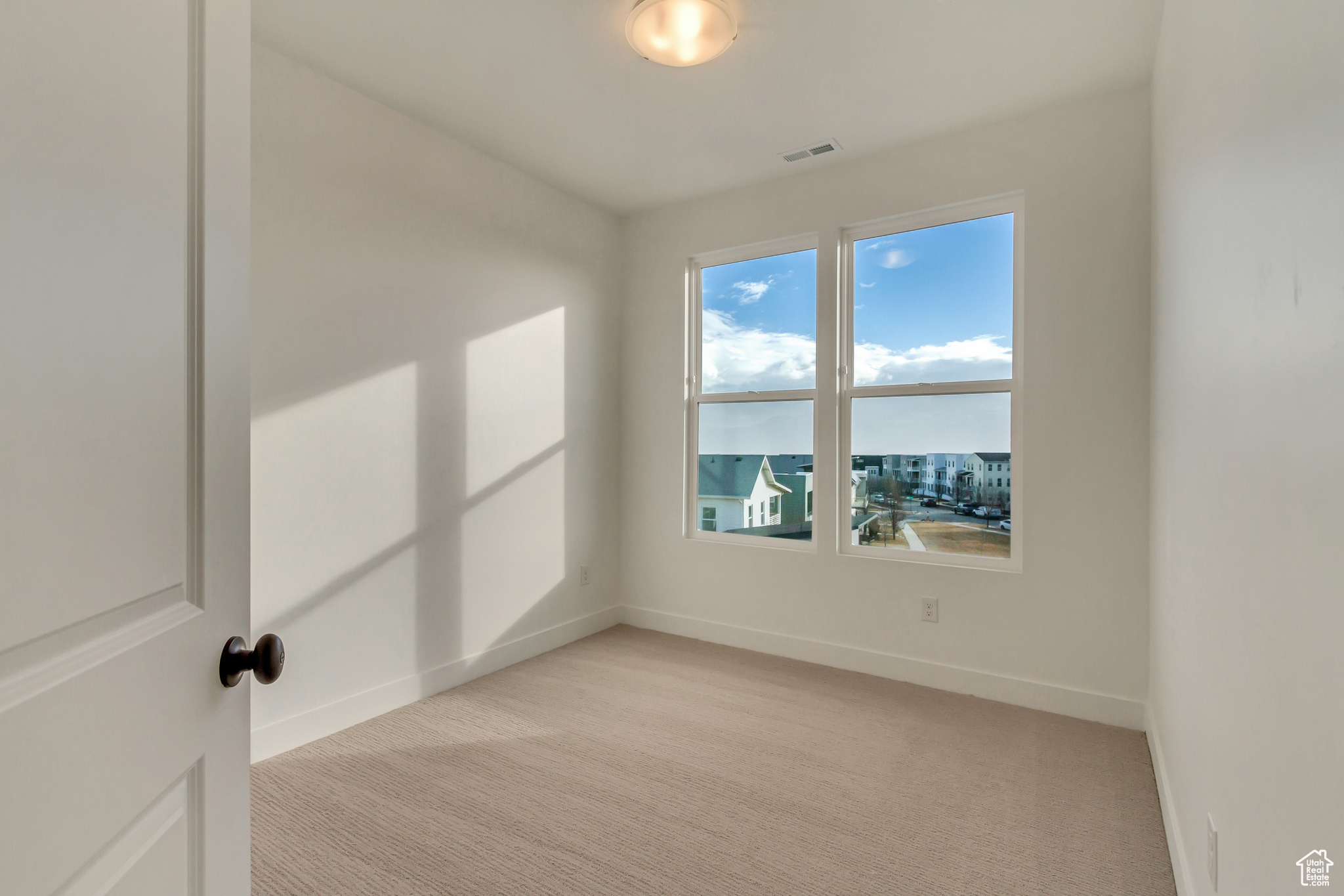 DOWNTOWN DAYBREAK - Residential