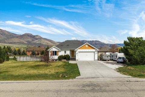 Tiny photo for 2444 N SIERRA DR, Eden, UT 84310 (MLS # 2147038)