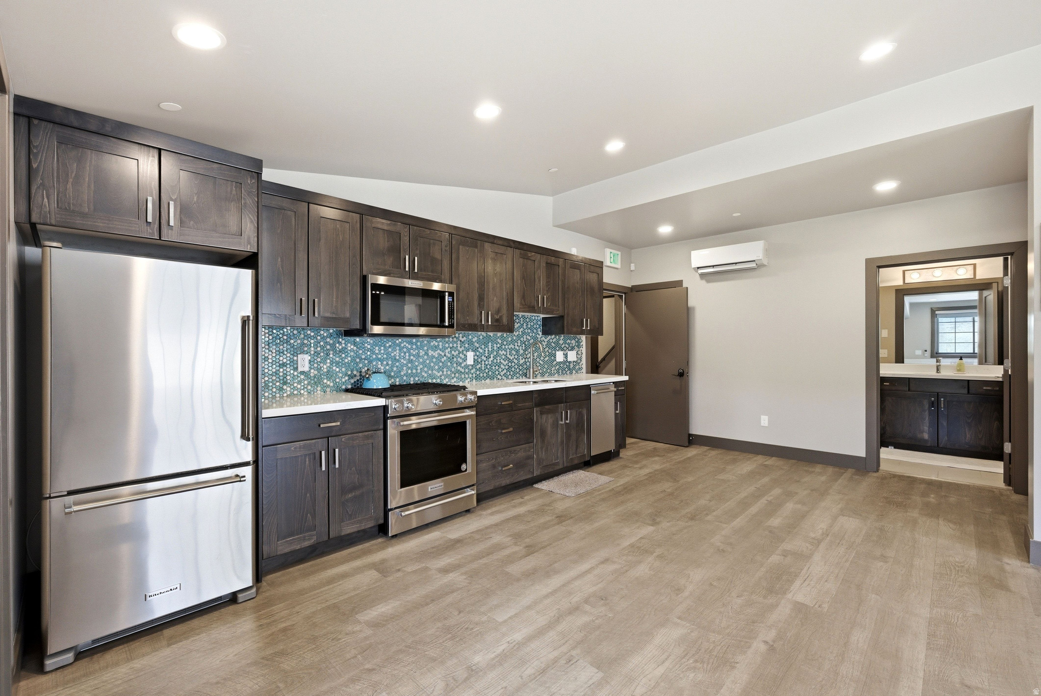 PARK EAST I - Residential