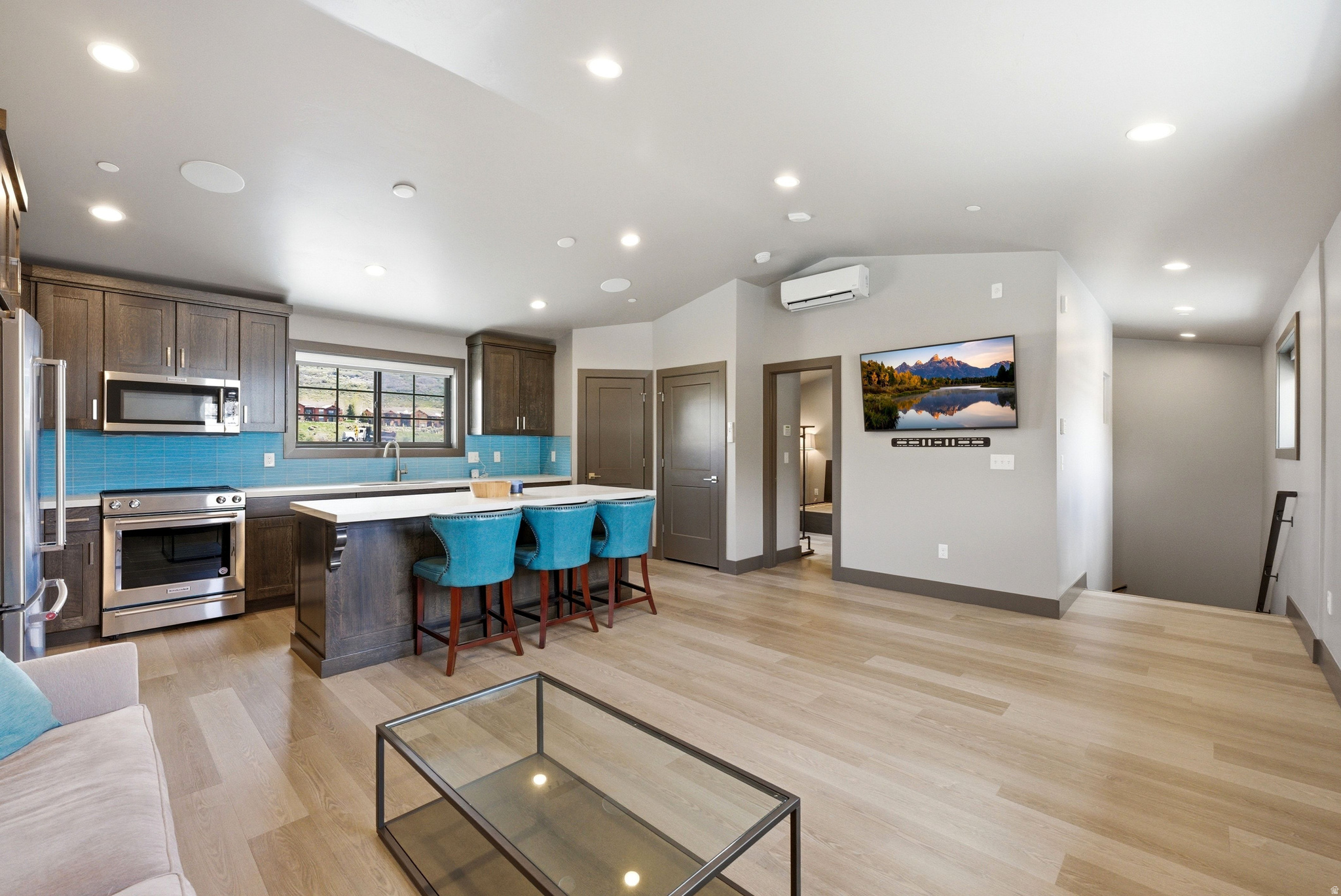 PARK EAST I - Residential