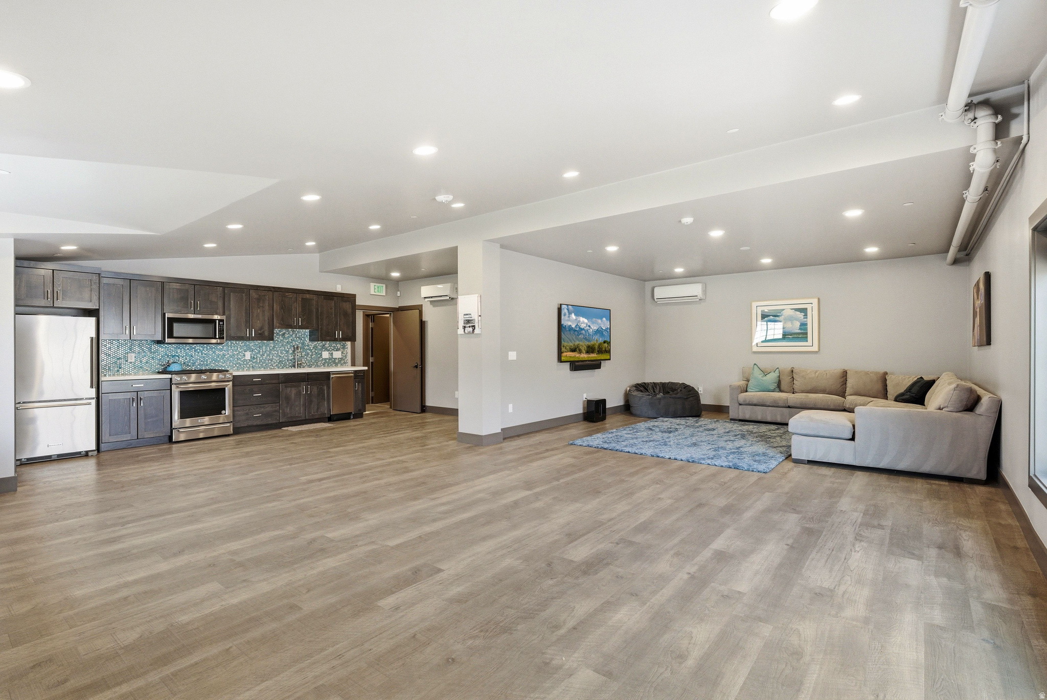 PARK EAST I - Residential