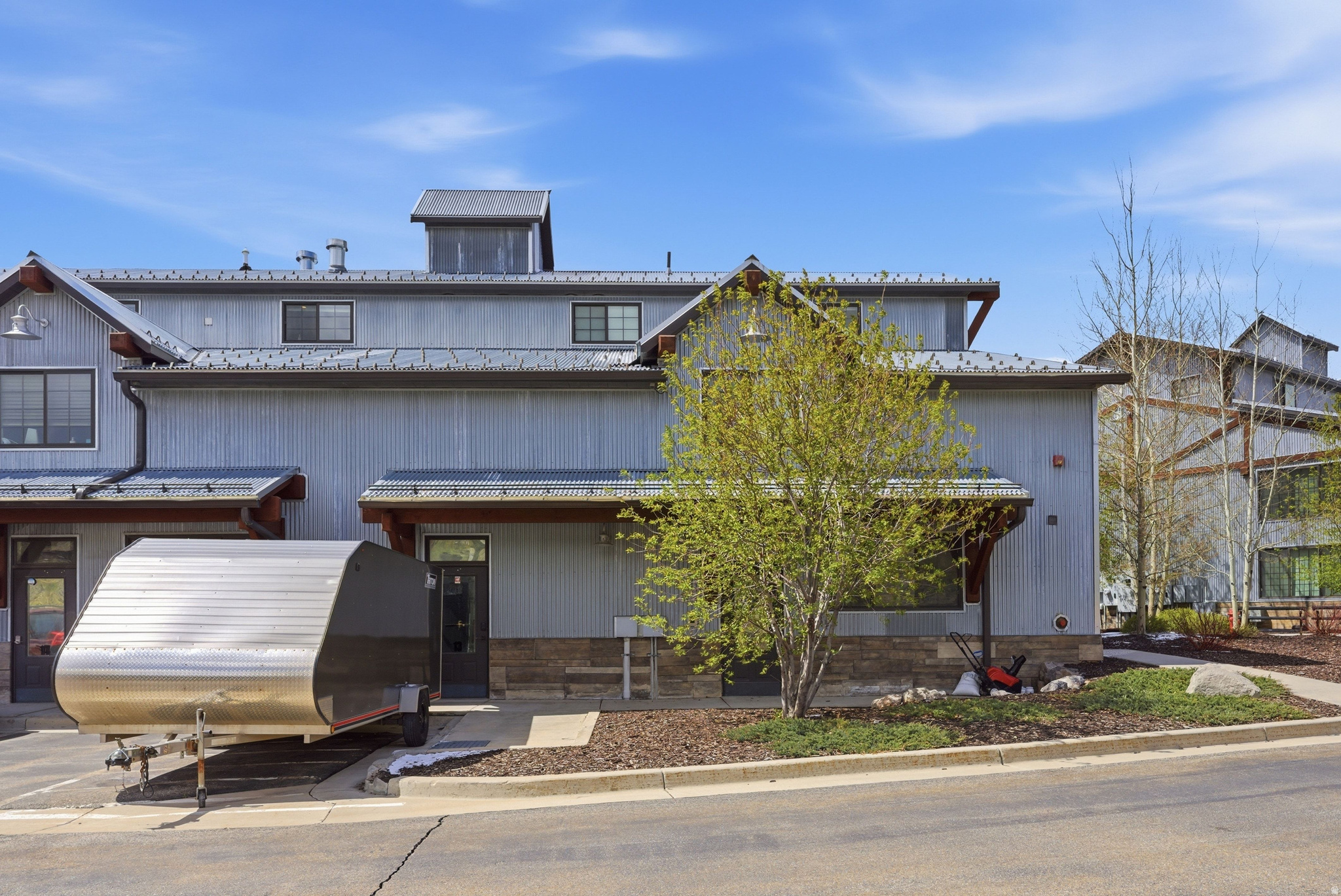 PARK EAST I - Residential