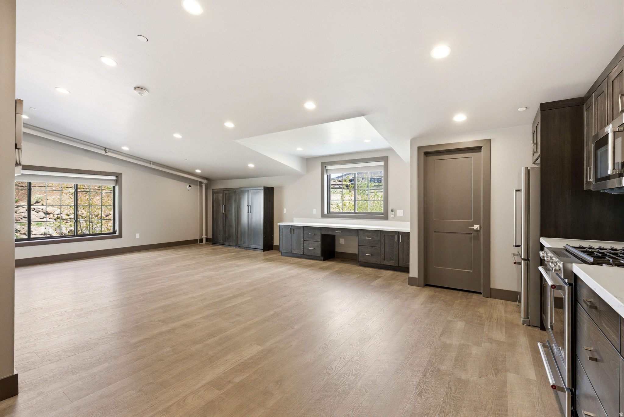 PARK EAST I - Residential