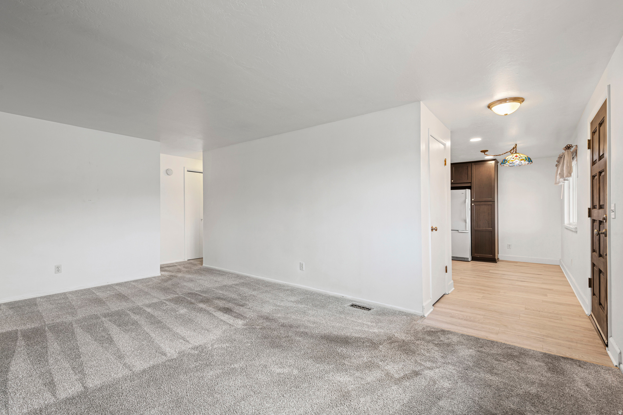 MT VERNON COVE CONDM - Residential