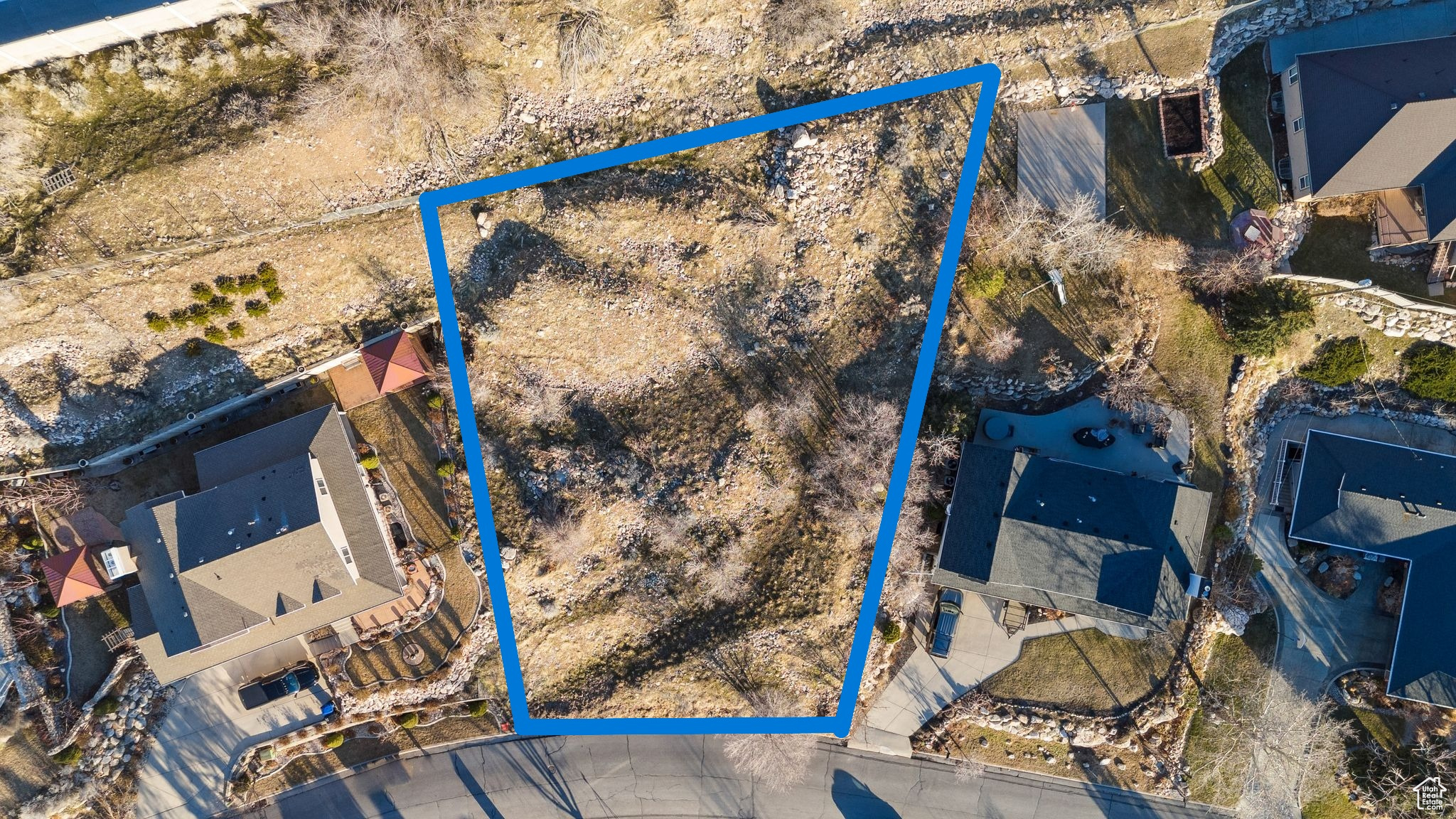 SHADOW MOUNTAIN - Land