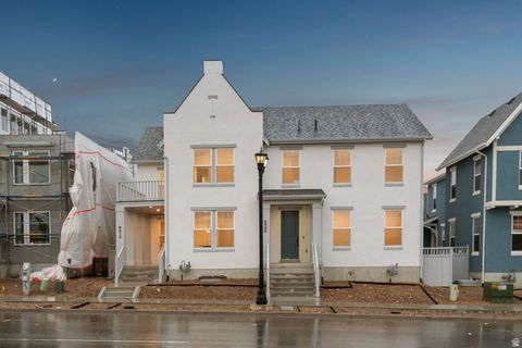 Tiny photo for 6808 W SOUTH JORDAN PKWY S #472, South Jordan, UT 84009 (MLS # 2140890)