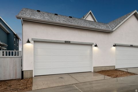 Tiny photo for 6808 W SOUTH JORDAN PKWY S #472, South Jordan, UT 84009 (MLS # 2140890)