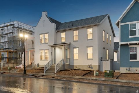 Tiny photo for 6808 W SOUTH JORDAN PKWY S #472, South Jordan, UT 84009 (MLS # 2140890)