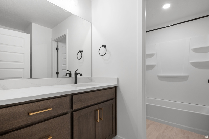 DAYBREAK - Residential Income