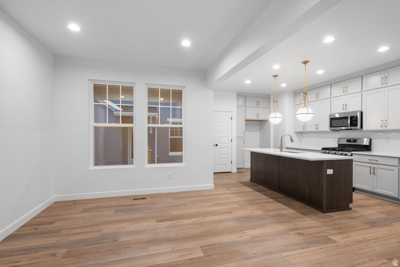 DAYBREAK - Residential Income