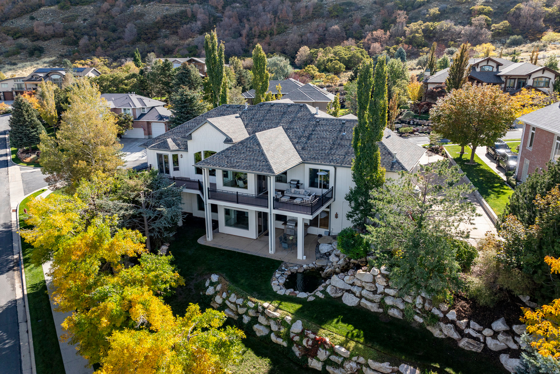 THE COVE AT BEAR CAN - Residential