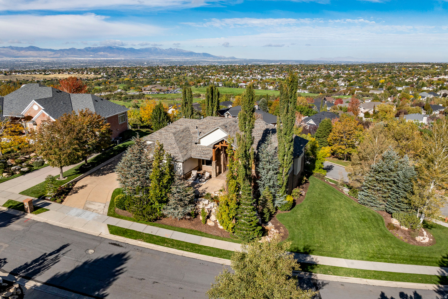 THE COVE AT BEAR CAN - Residential