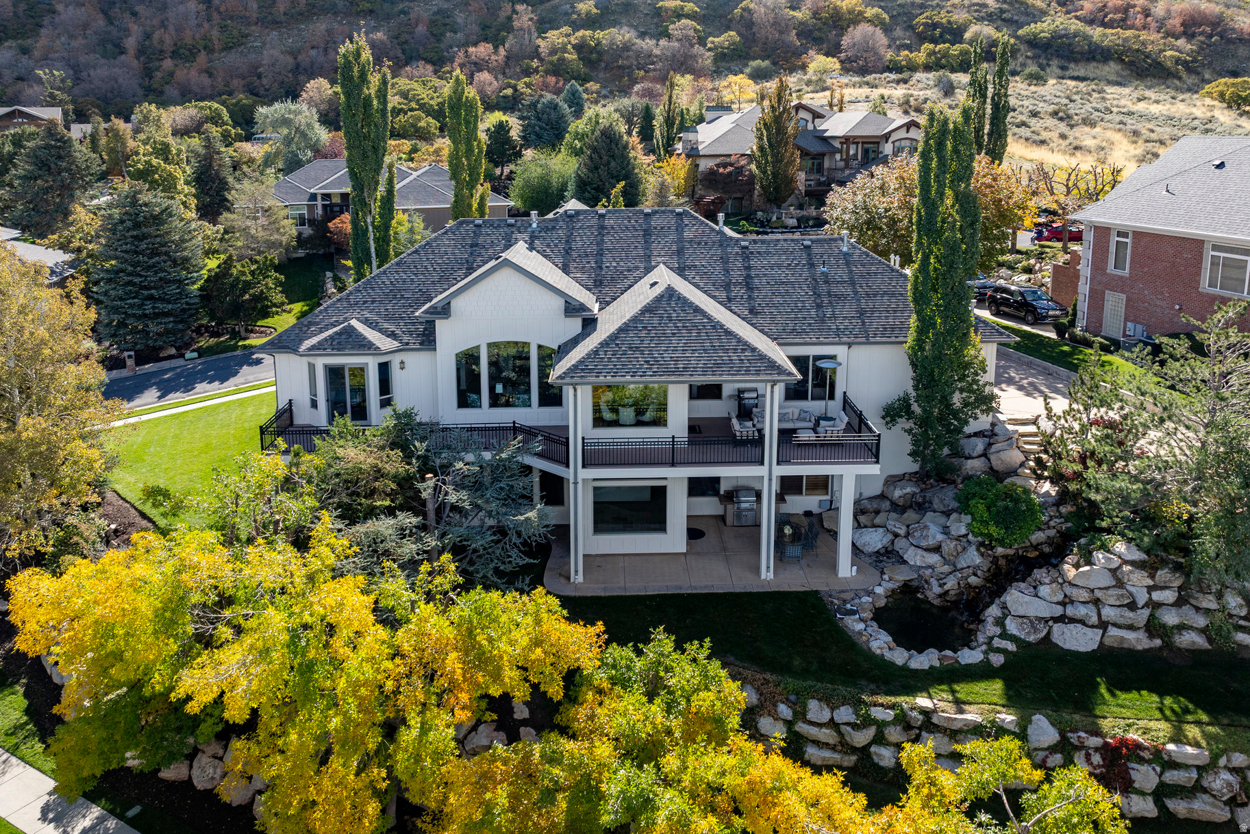 THE COVE AT BEAR CAN - Residential