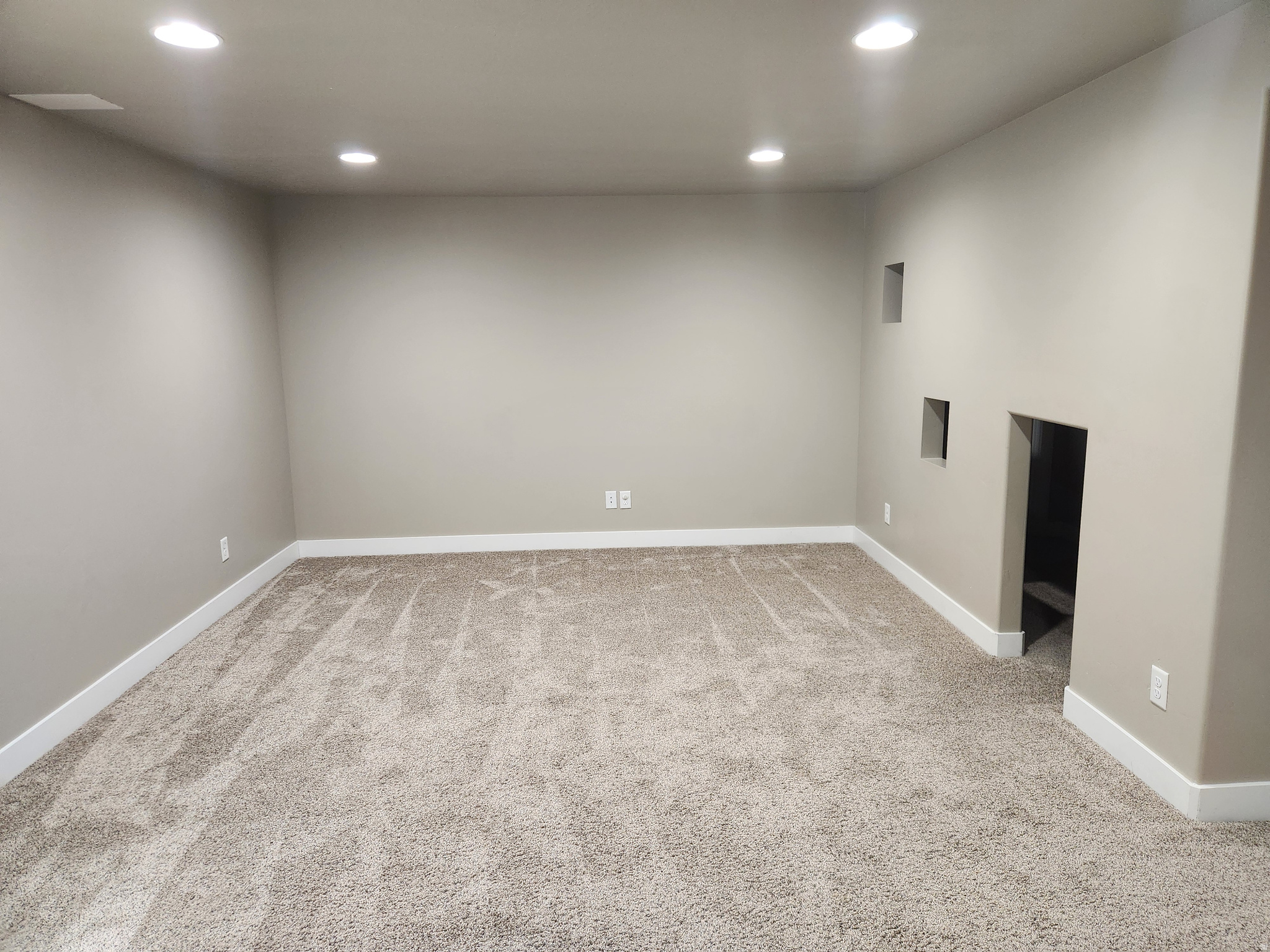 PARK VIEW VILLAS - Residential