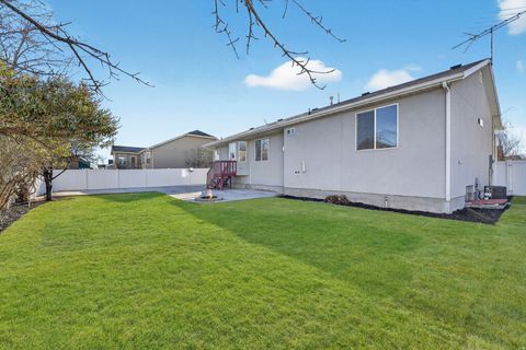 Tiny photo for 265 S 1300 W, Lehi, UT 84043 (MLS # 2127185)