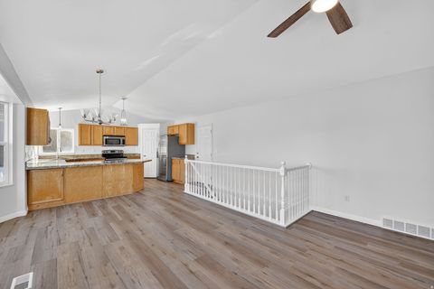 Tiny photo for 265 S 1300 W, Lehi, UT 84043 (MLS # 2127185)