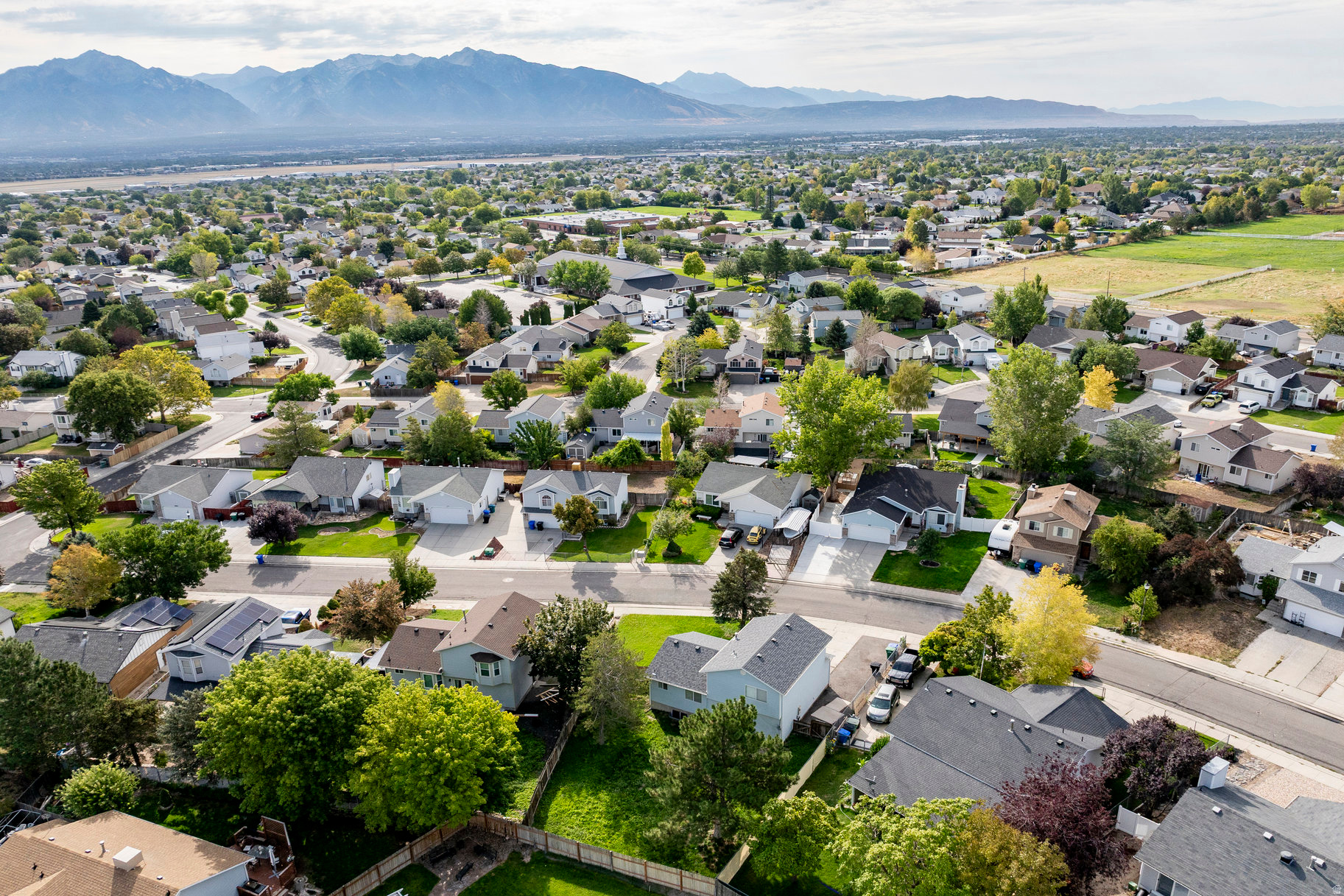 OQUIRAH SHOW - Residential