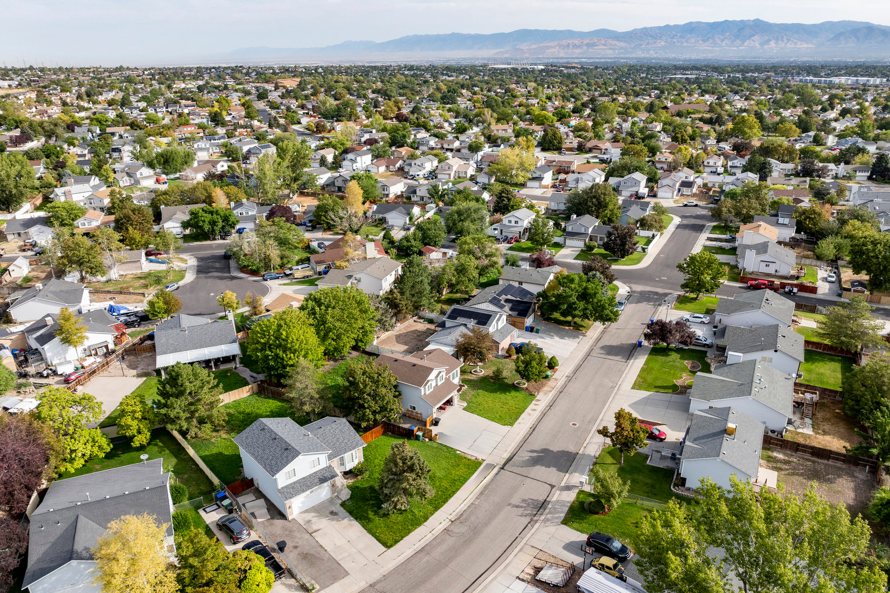 OQUIRAH SHOW - Residential