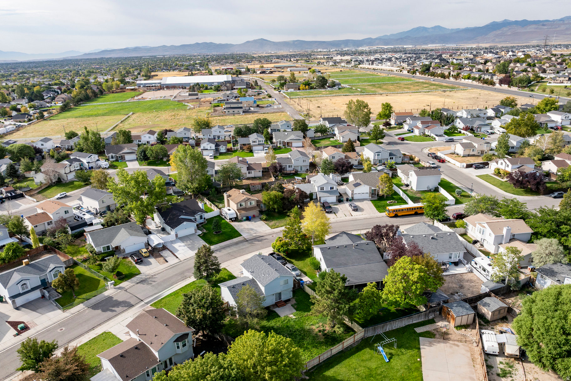 OQUIRAH SHOW - Residential