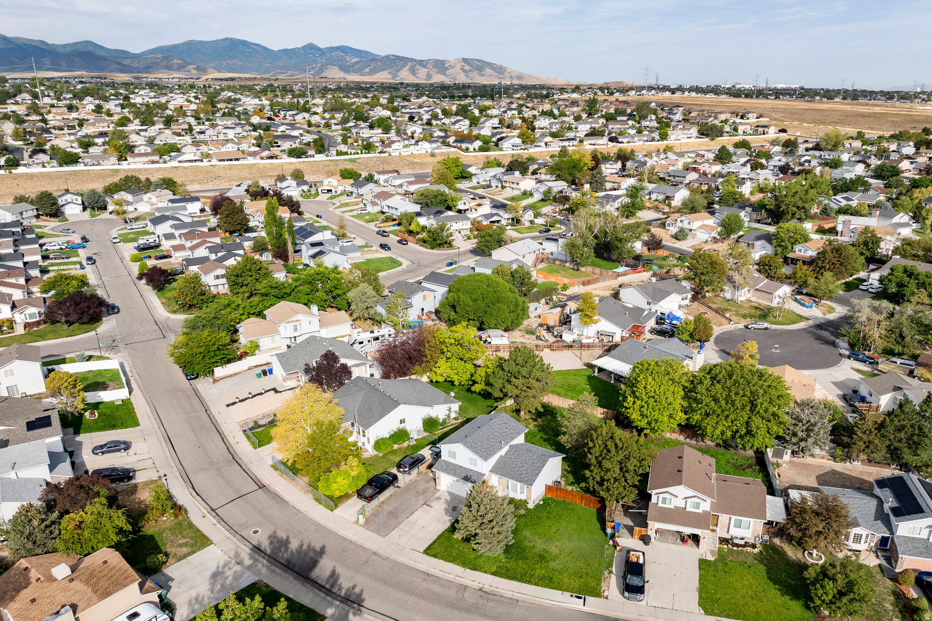 OQUIRAH SHOW - Residential