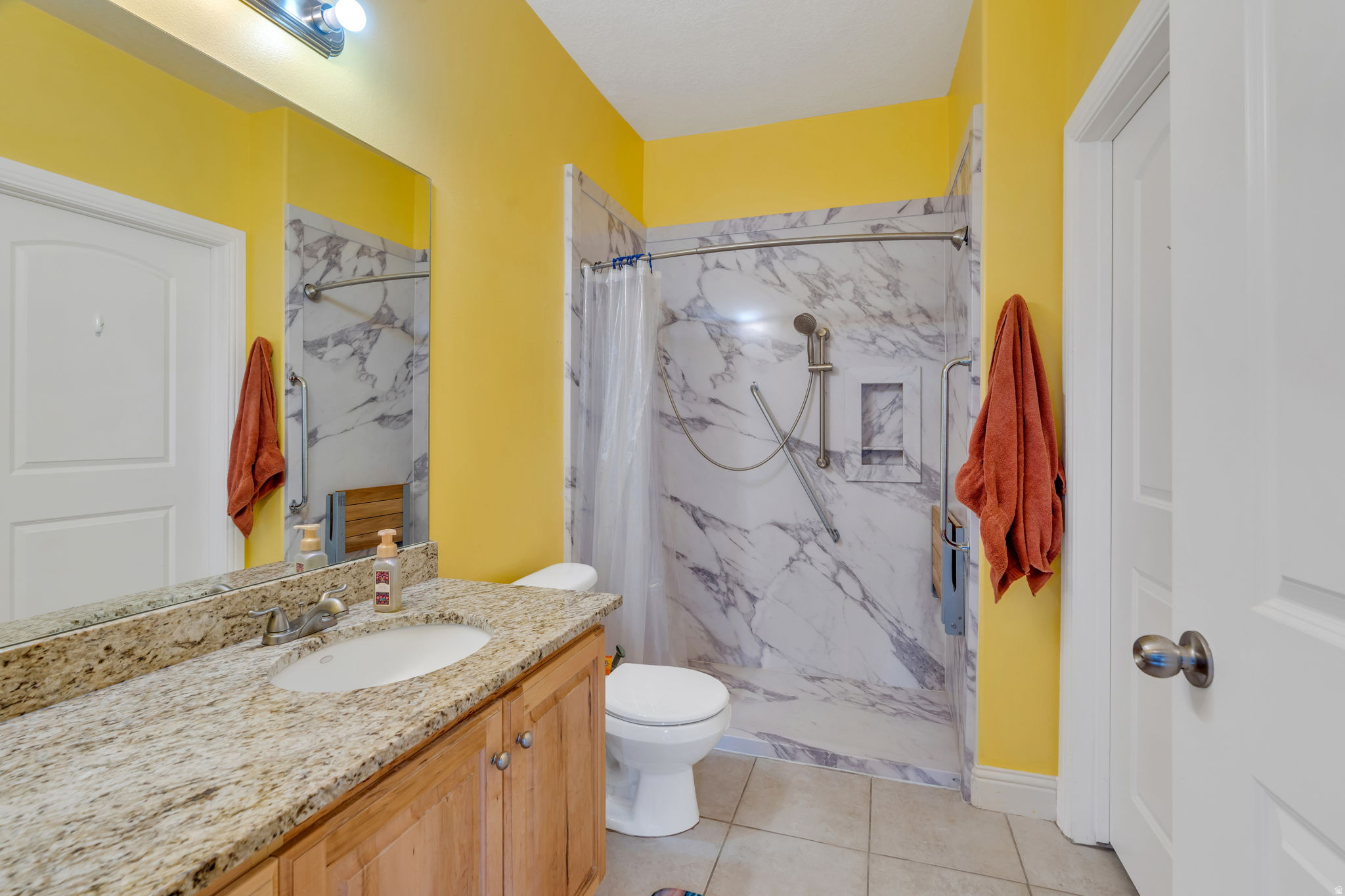 TOWN CENTER CONDOS - Residential