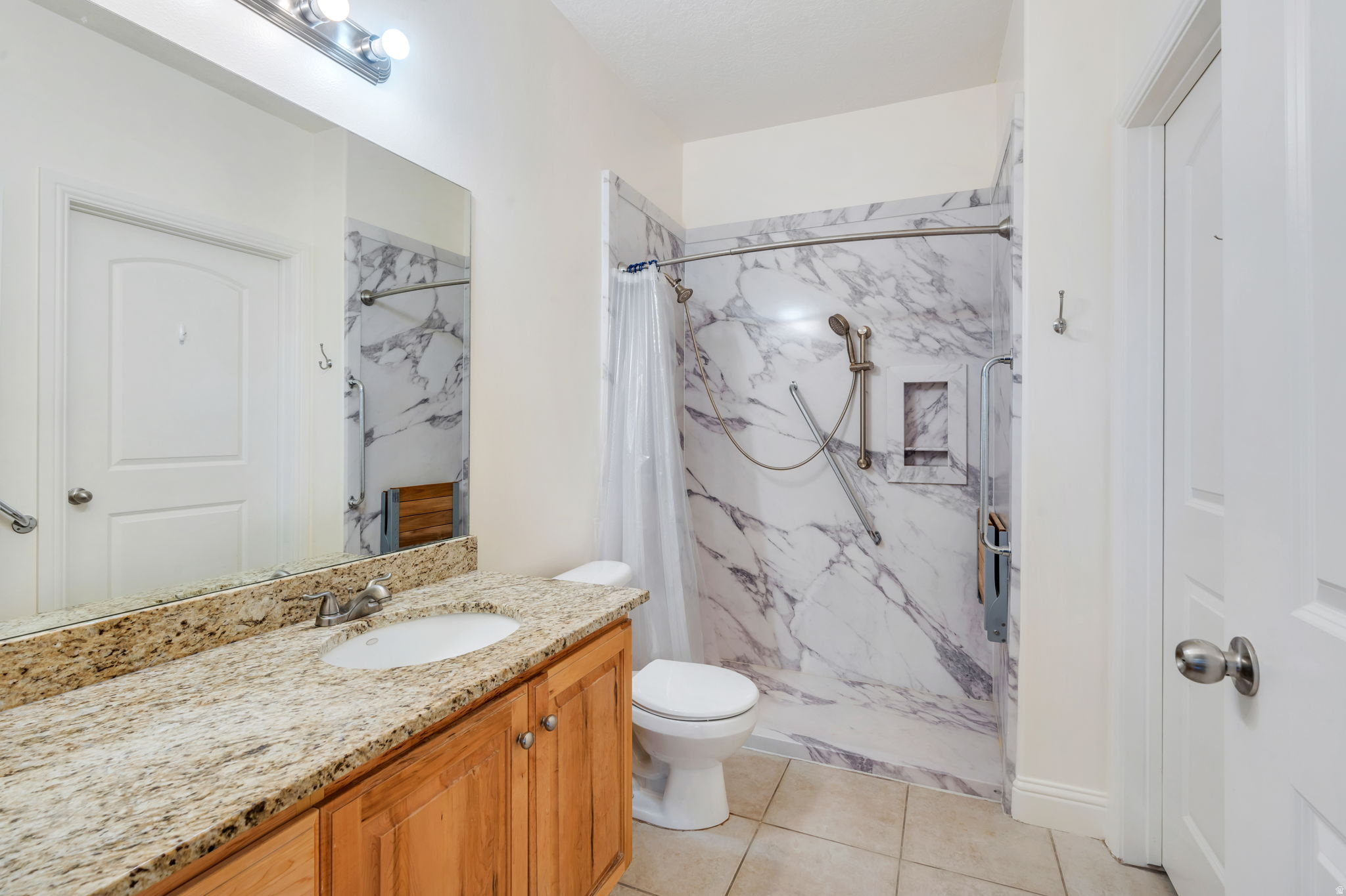 TOWN CENTER CONDOS - Residential