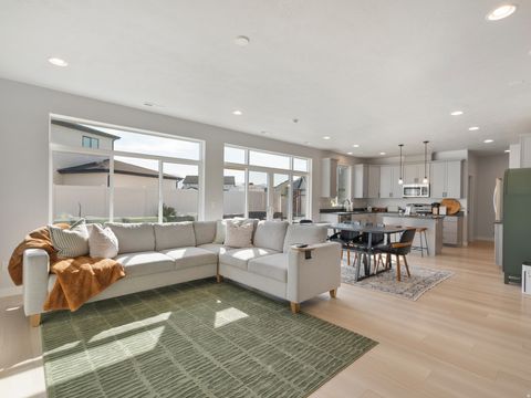 Tiny photo for 972 W 1050 S, American Fork, UT 84003 (MLS # 2147116)