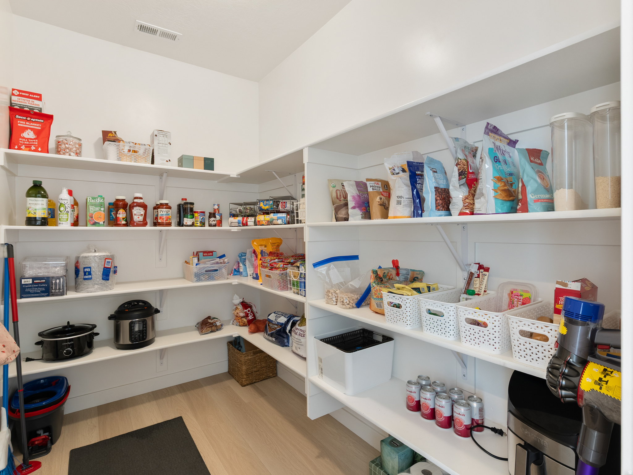 AF CROSSING - Residential