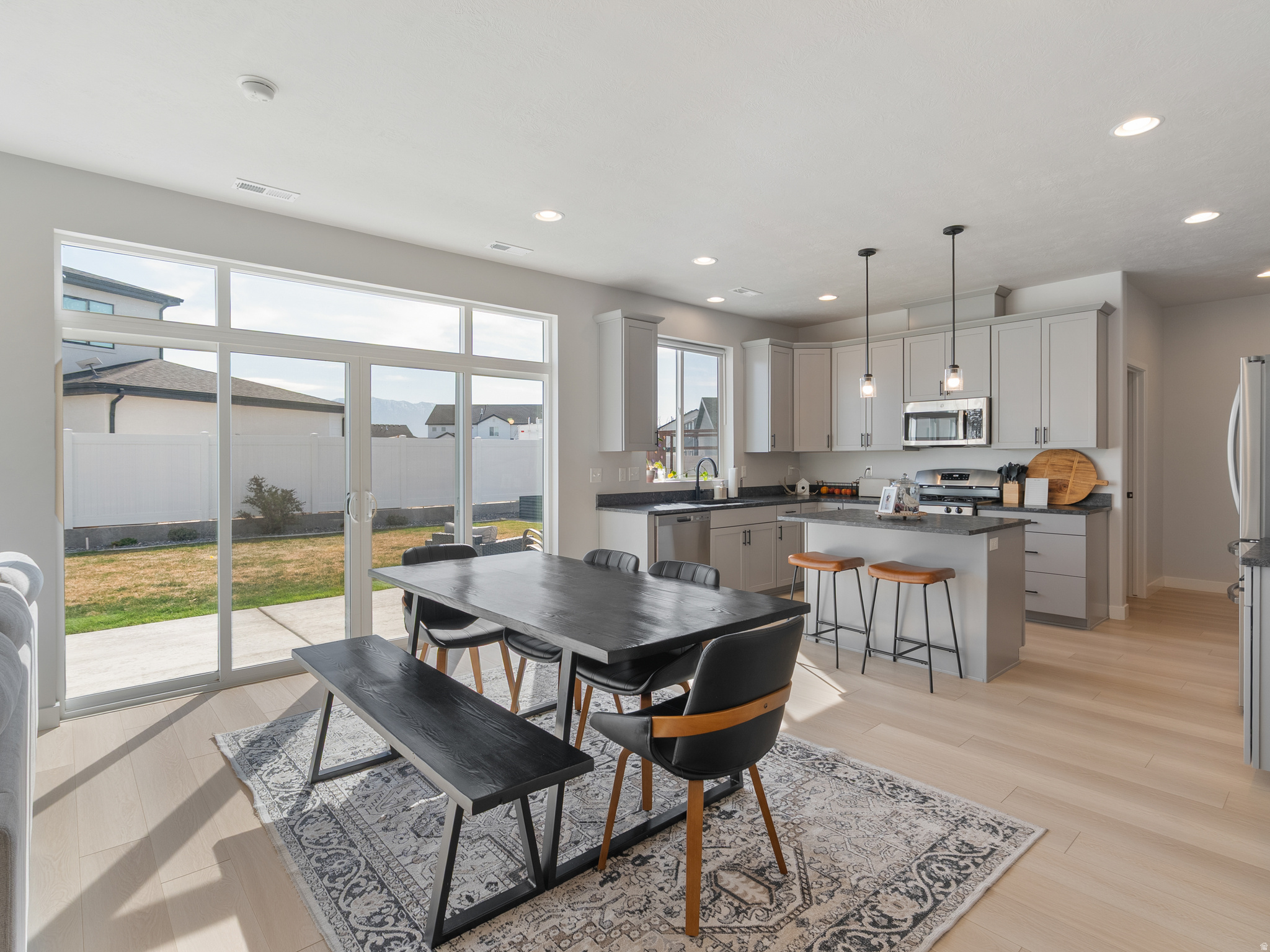 AF CROSSING - Residential