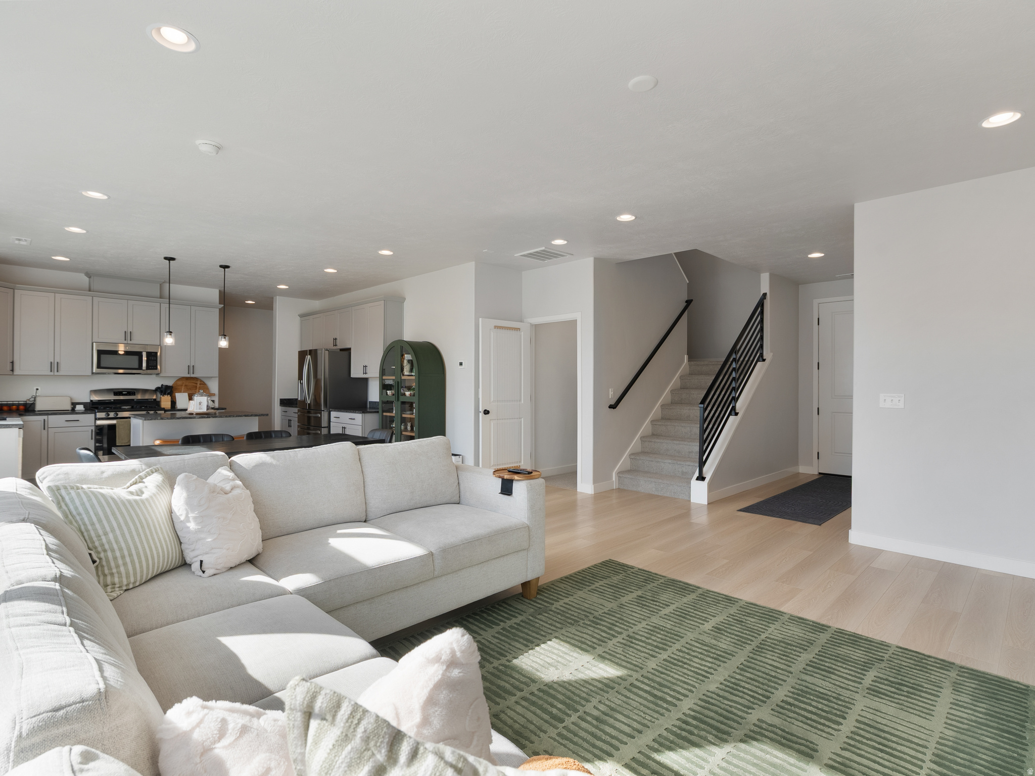 AF CROSSING - Residential