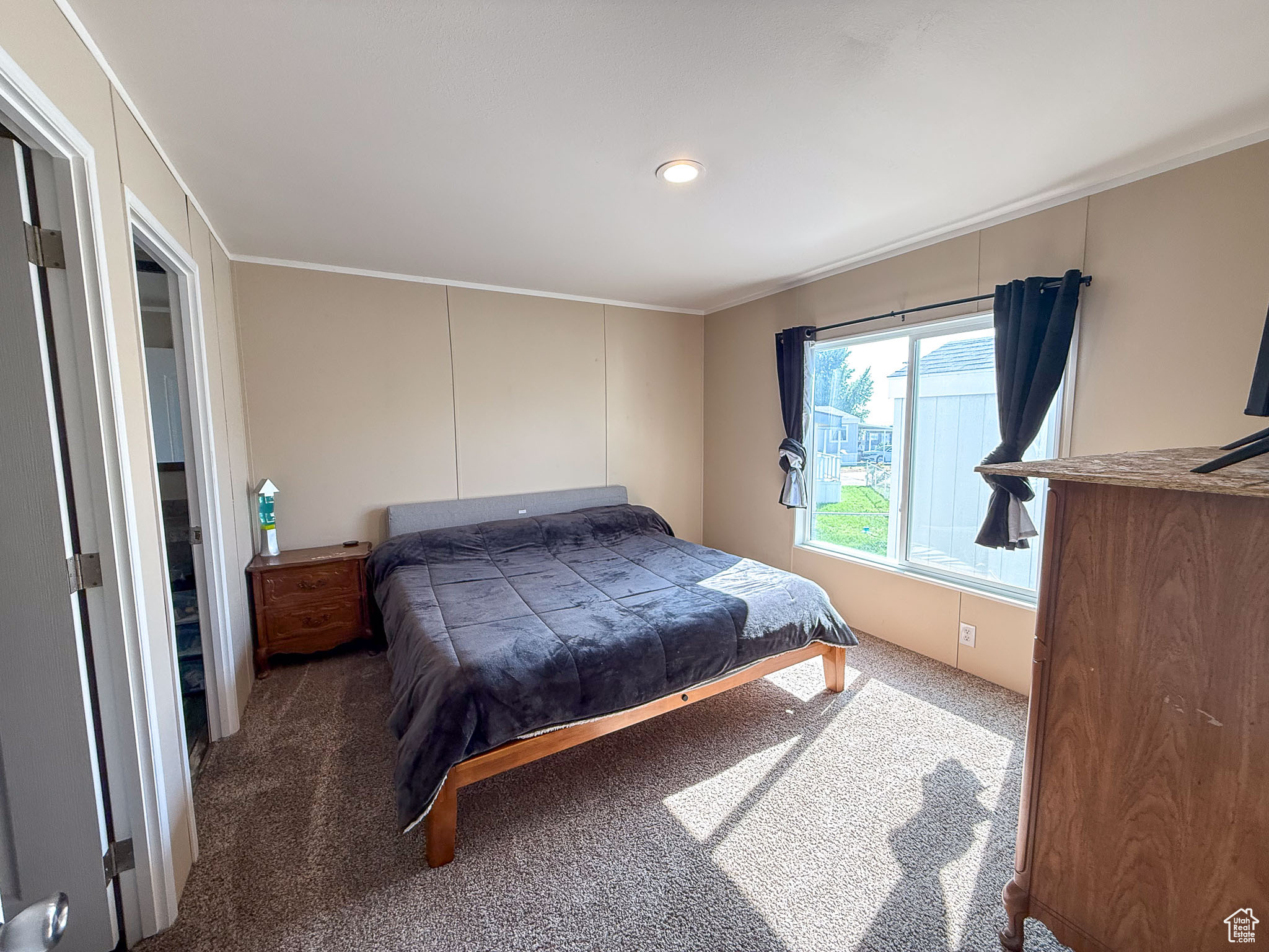 ROLLING HILLS ESTATES - Residential