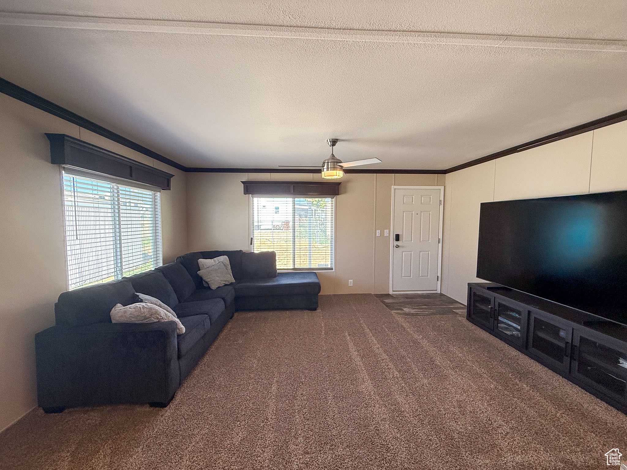 ROLLING HILLS ESTATES - Residential