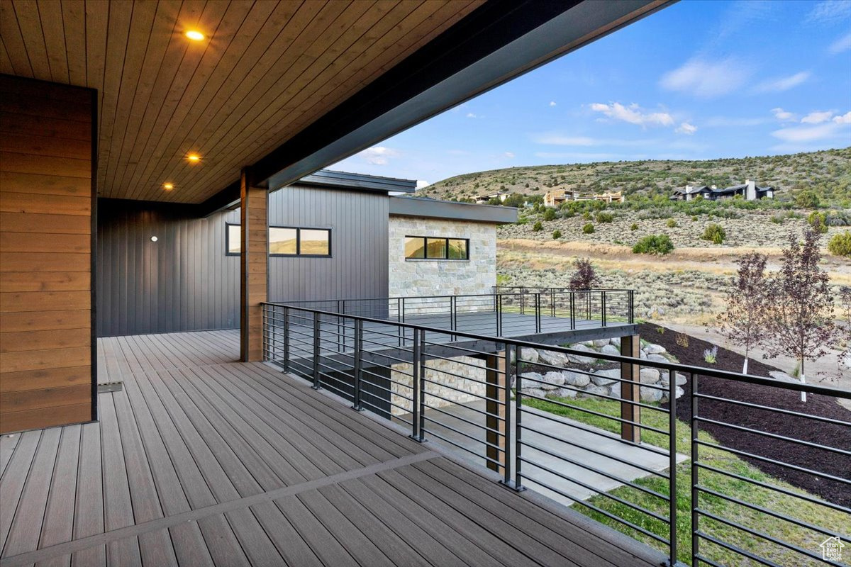 RED LEDGES - Residential