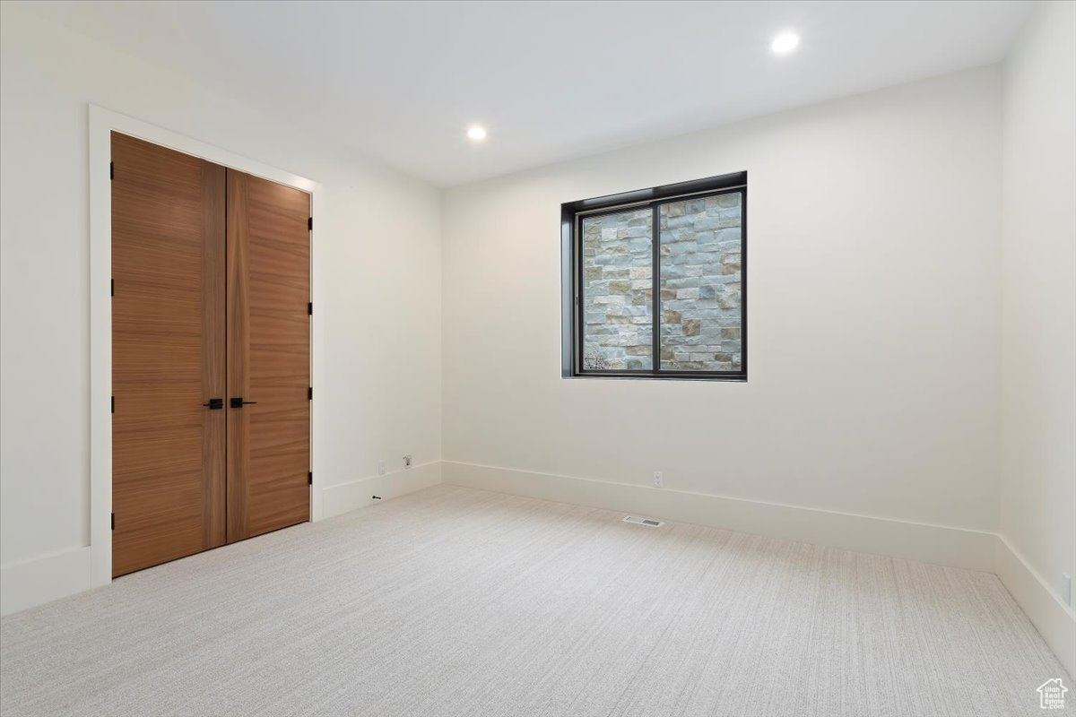 RED LEDGES - Residential