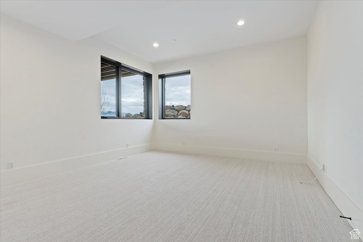 RED LEDGES - Residential