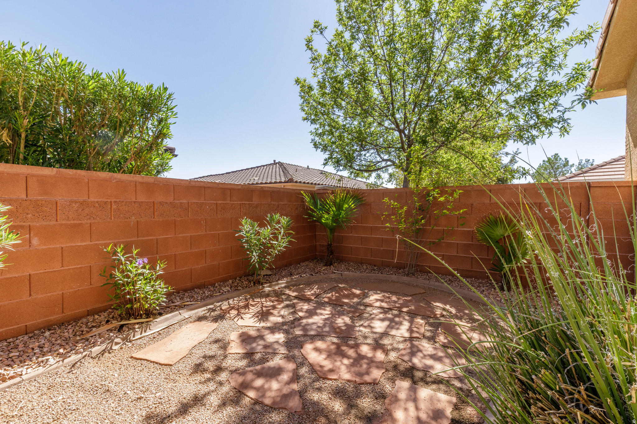 EMERALD RIDGE - Residential