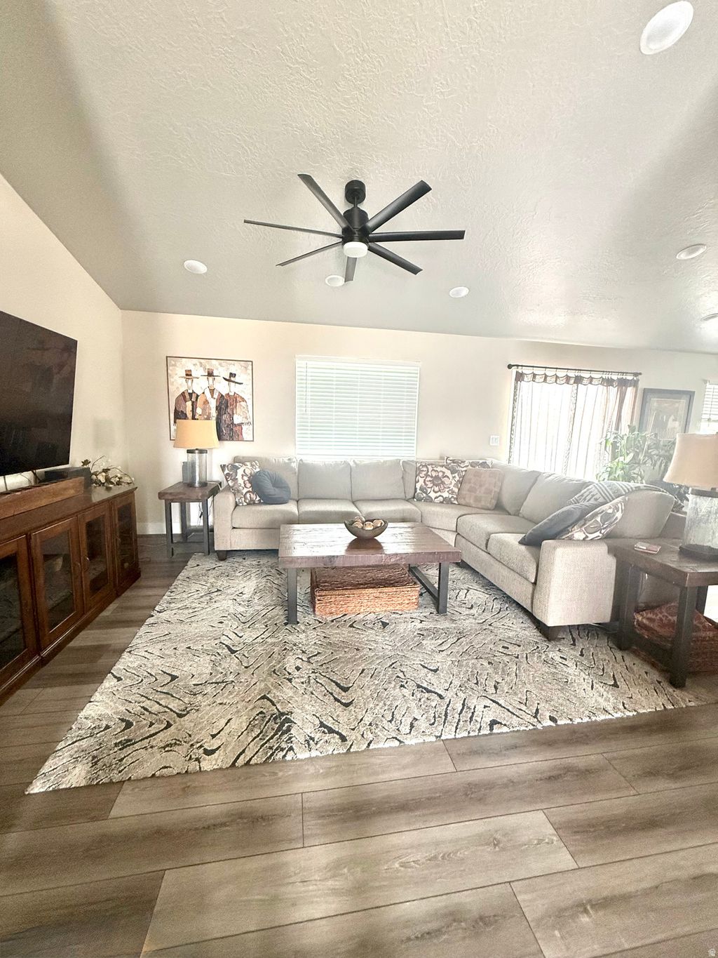 Photo of 1033 S 100 W, Vernal, UT 84078 (MLS # 2146964)