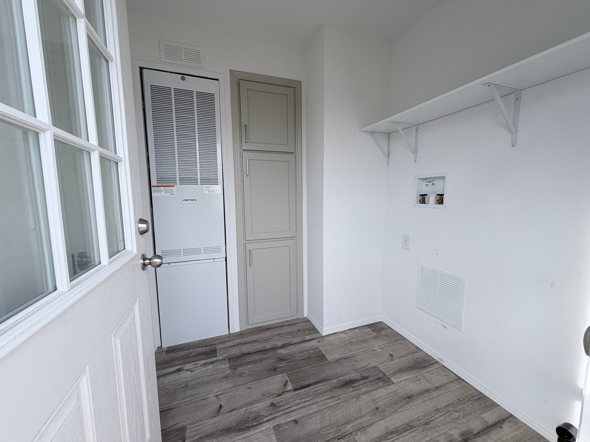 EAST MEADOWS MOBILE HOME PARK - Residential